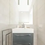 Διαμέρισμα 72m2 Manufaktura Prestige With Parking By Rentujemy