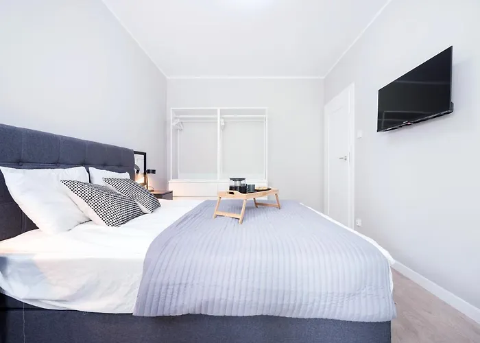 72m2 Manufaktura Prestige With Parking By Rentujemy * Łódź