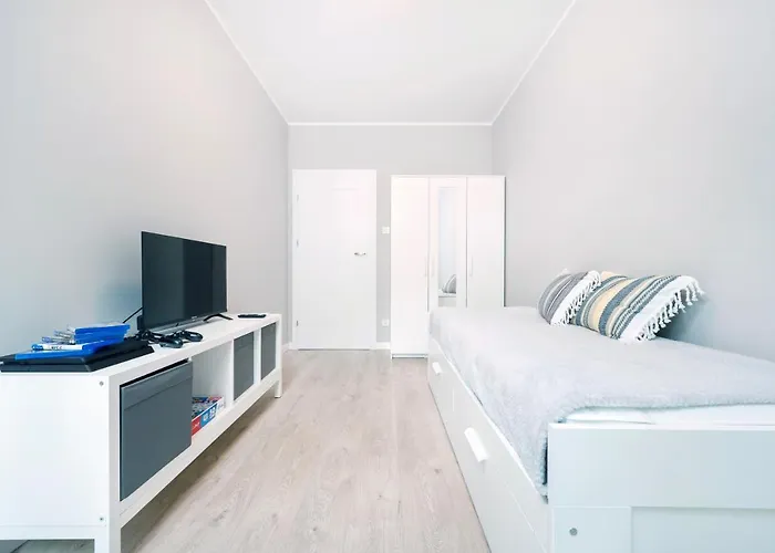 72m2 Manufaktura Prestige With Parking By Rentujemy *